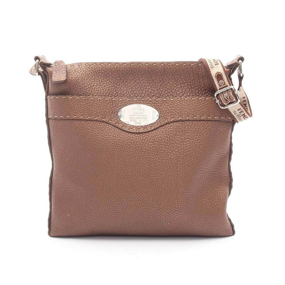 Fendi Selleria Shoulder Bag Leather #272935F60B